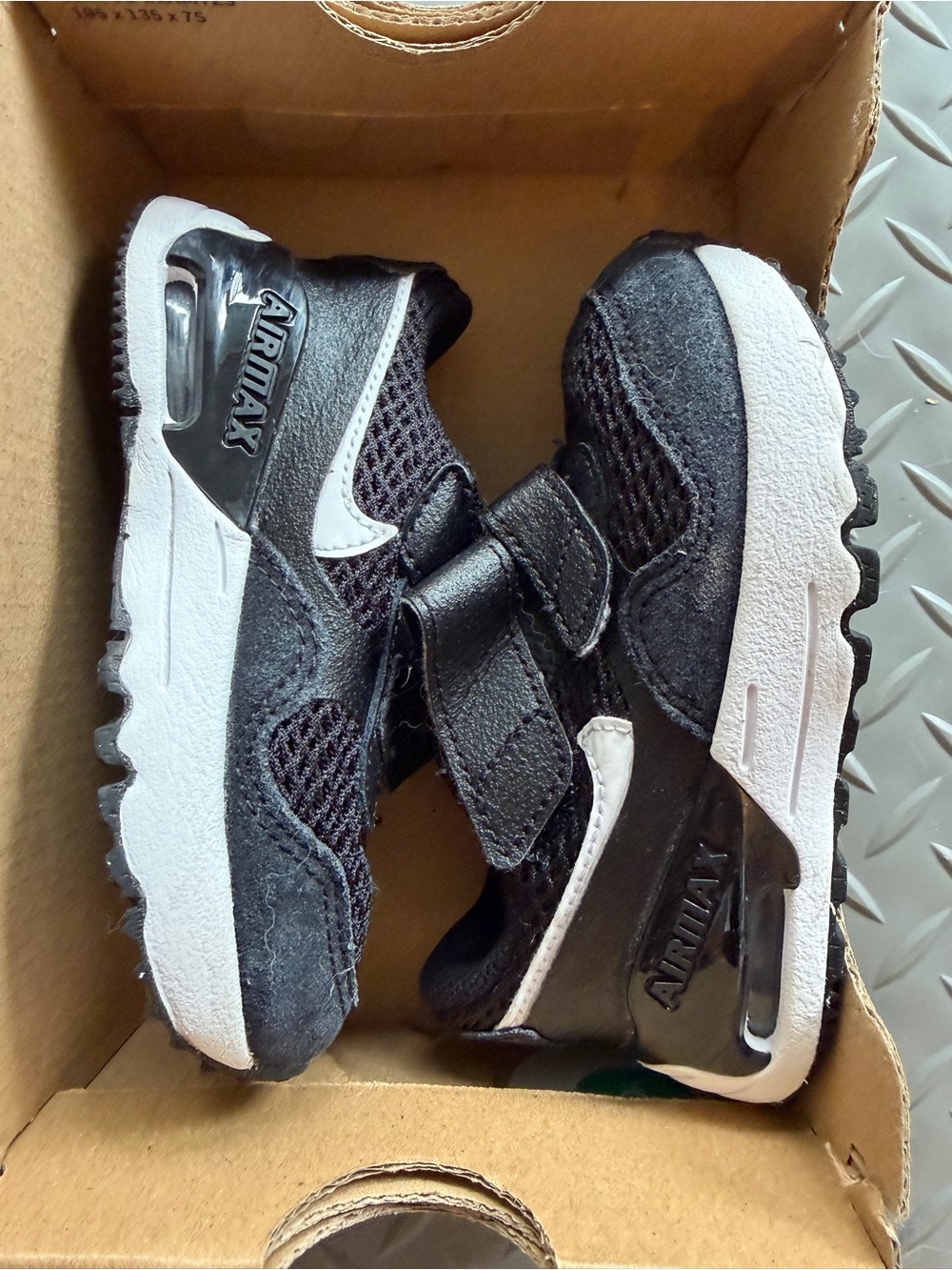 Nike Air Max Kids Black and White Velcro Sneakers size 6c
